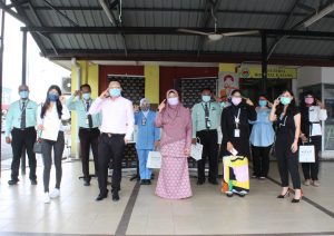 Group photo at Hospital Kajang